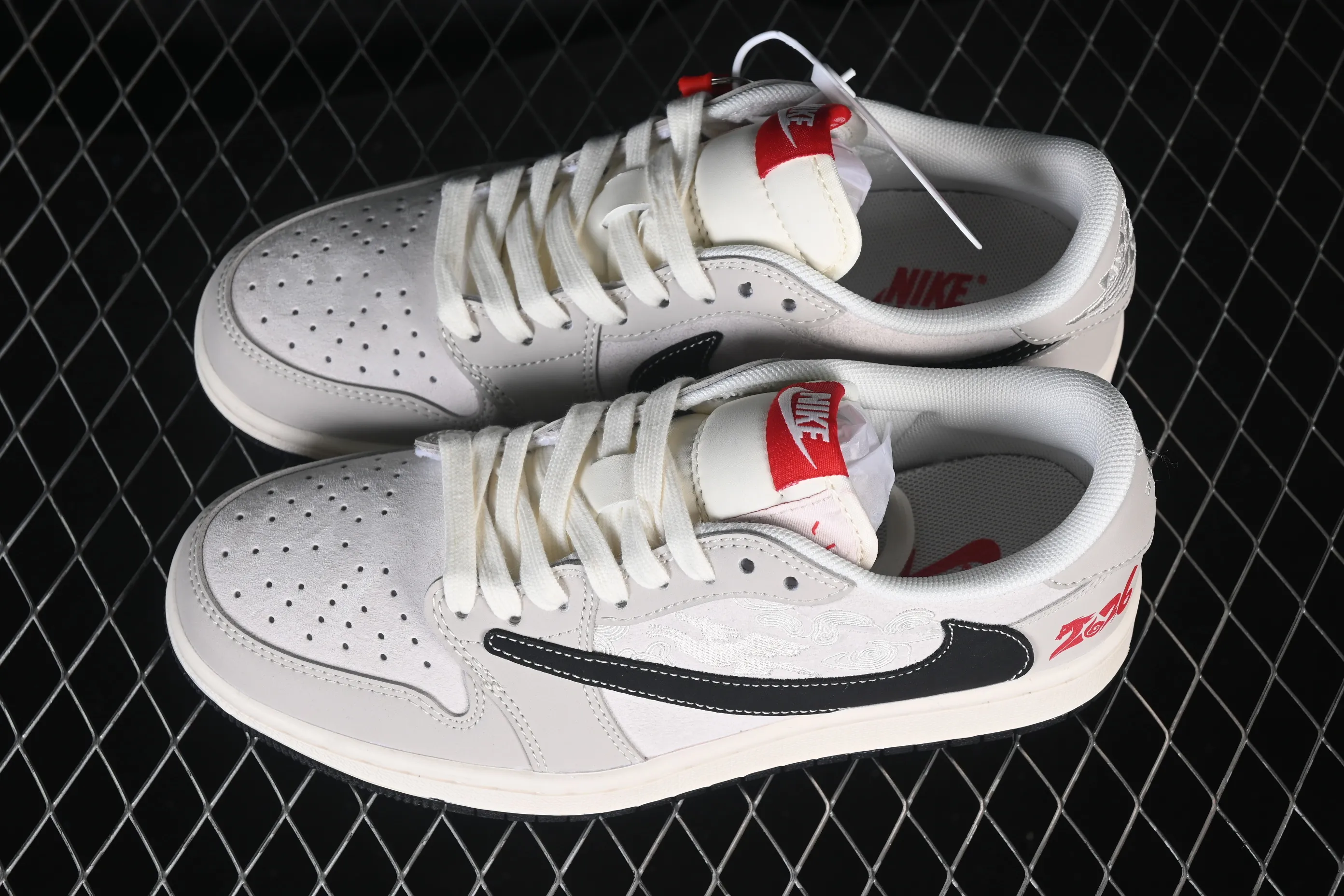 All categories Air Jordan Jordan series basketball shoes Air Jordan 1 Low High-end customized low-top sneakers Air Jordan 1 Low AJ1 Qiao 1 Guofengxiang moiré High-end customized low-top retro basketball shoes JJ2508-107